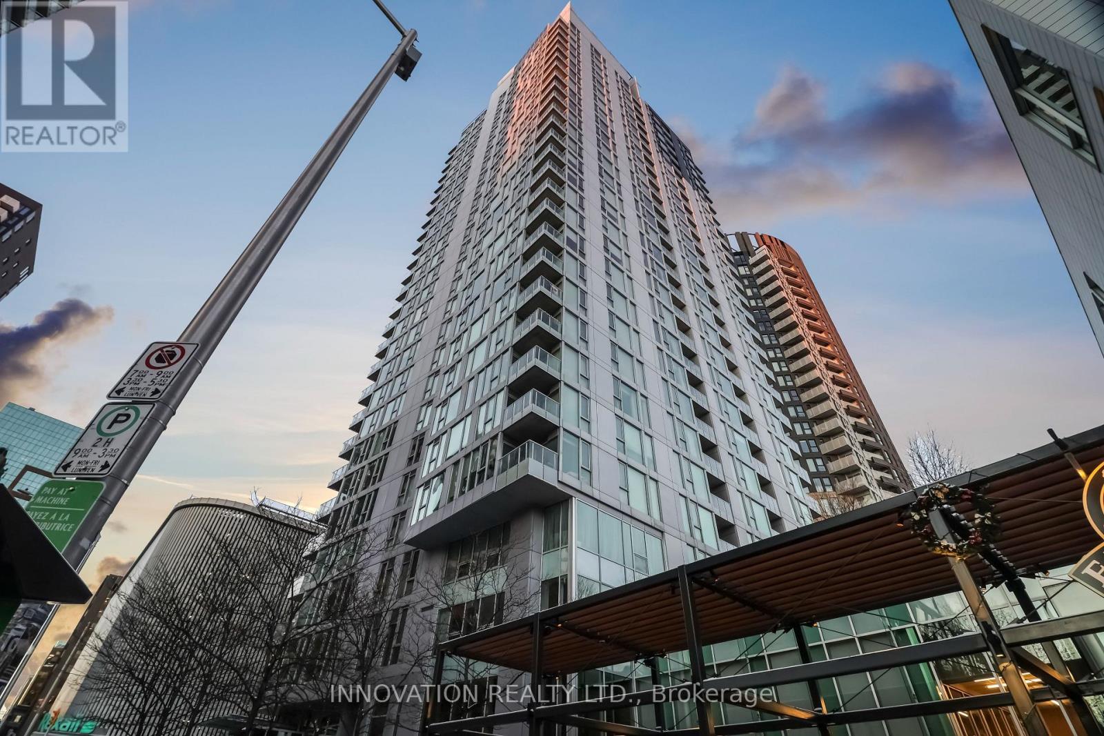 1203 - 40 Nepean Street, Ottawa, Ontario  K2P 0X5 - Photo 2 - X12814020