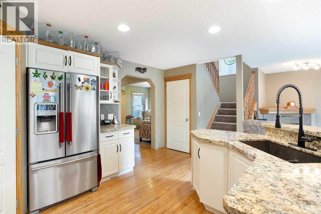 196 Brightondale Close Se, Calgary, Alberta  T2Z 4M6 - Photo 8 - A2261796