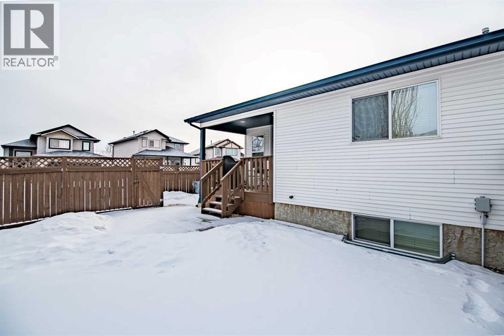 261 Jenner Crescent, Red Deer, Alberta  T4P 0B5 - Photo 5 - A2281381