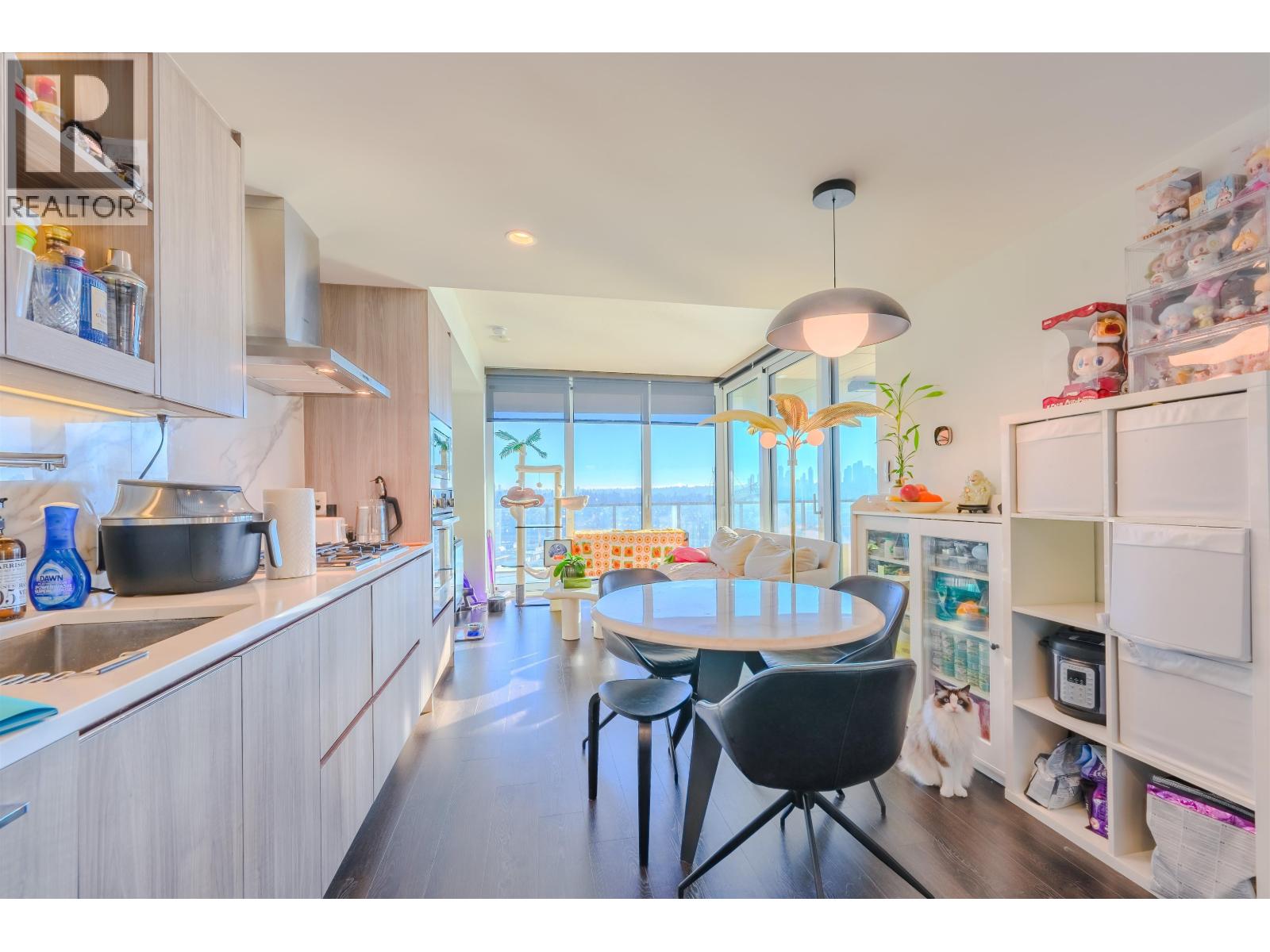 1602 4890 Lougheed Highway, Burnaby, British Columbia  V5C 0N2 - Photo 2 - R3067892