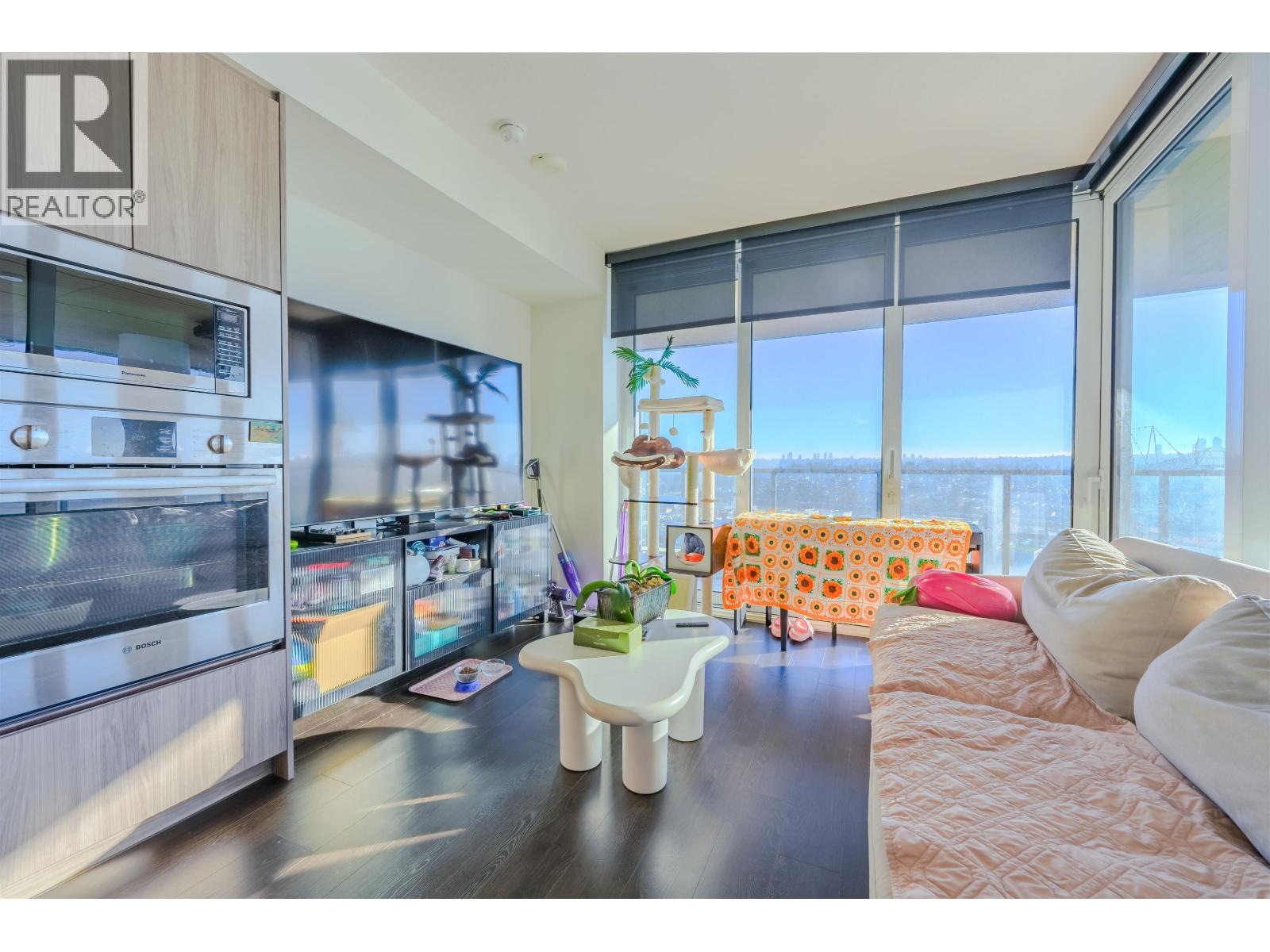 1602 4890 Lougheed Highway, Burnaby, British Columbia  V5C 0N2 - Photo 1 - R3067892