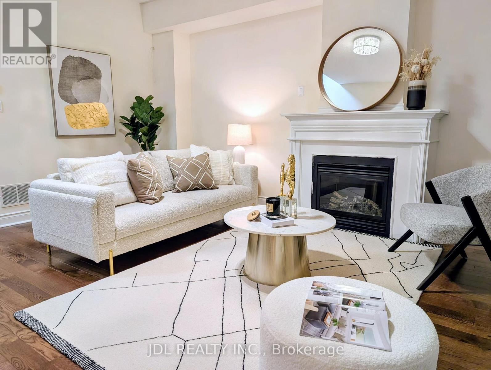 3 Garvin Mews, Toronto, Ontario  M2N 0B2 - Photo 3 - C12814002