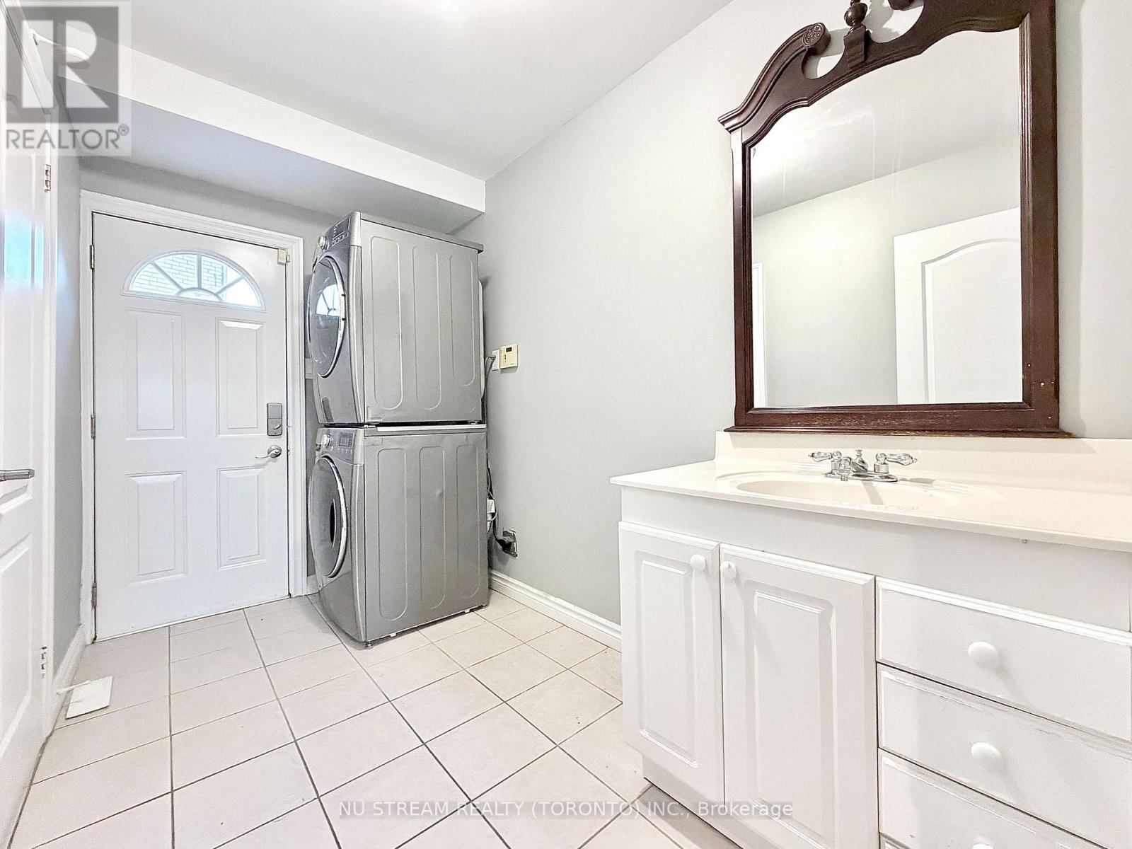 3 Mosedale Crescent, Toronto, Ontario  M2J 3A3 - Photo 27 - C12814018