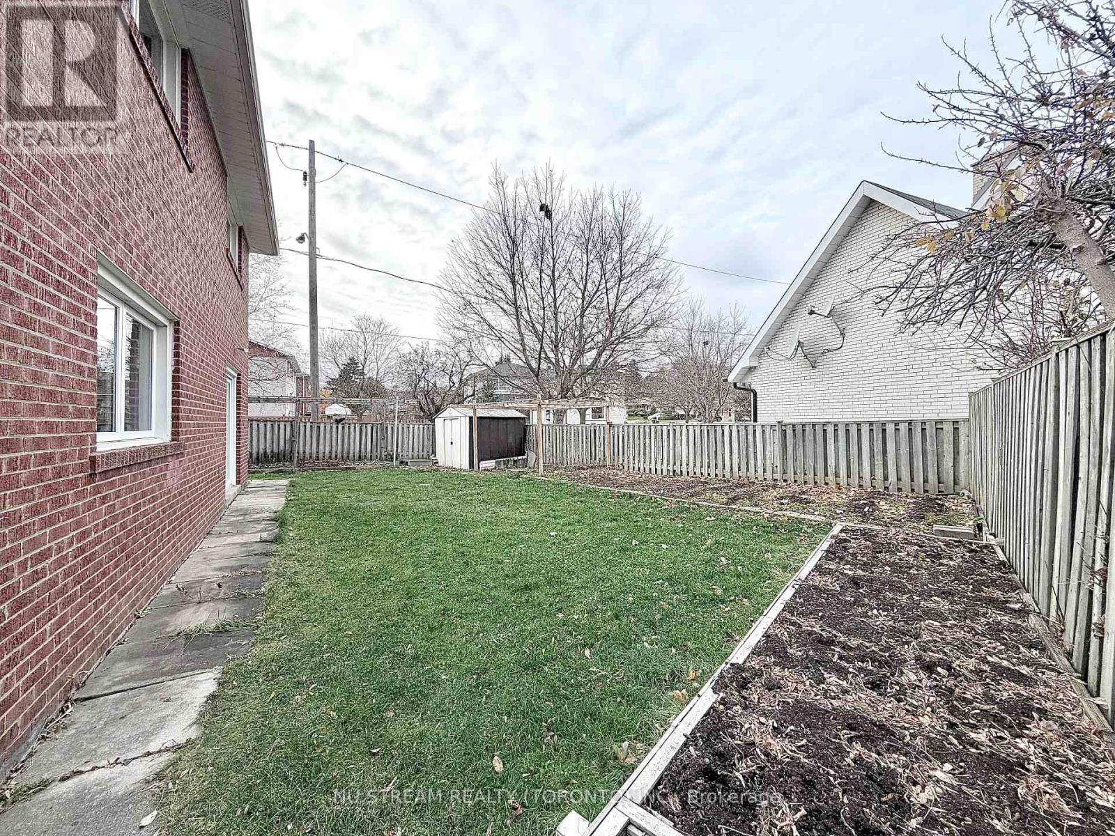 3 Mosedale Crescent, Toronto, Ontario  M2J 3A3 - Photo 36 - C12814018