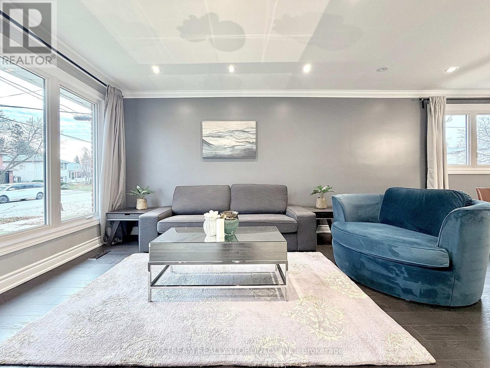 3 Mosedale Crescent, Toronto, Ontario  M2J 3A3 - Photo 6 - C12814018