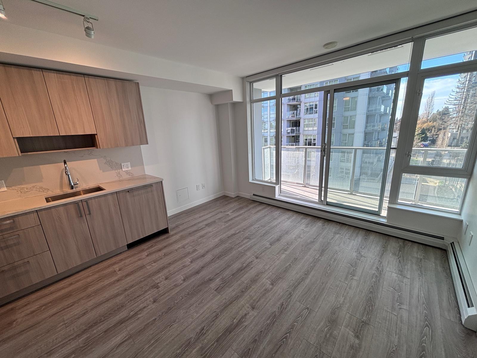 518 13350 Central Avenue, Surrey, British Columbia V3T 0S1 - Photo 5 - R3092929