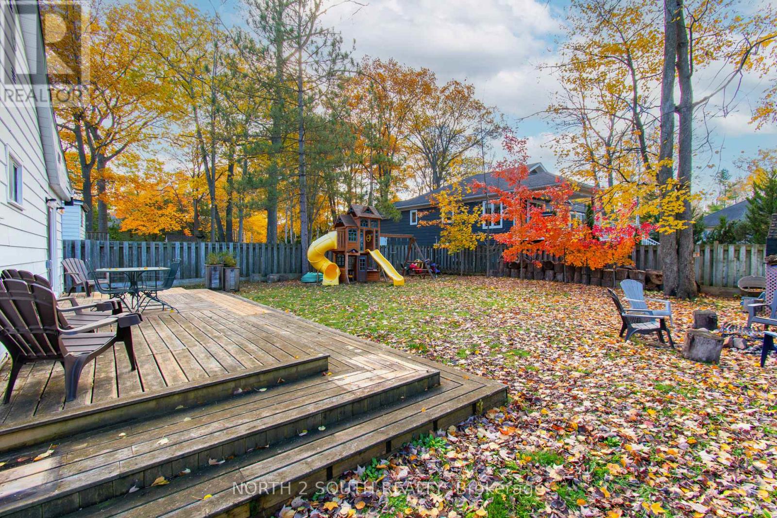 98 33rd Street N, Wasaga Beach, Ontario  L9Z 2B9 - Photo 5 - S12814014