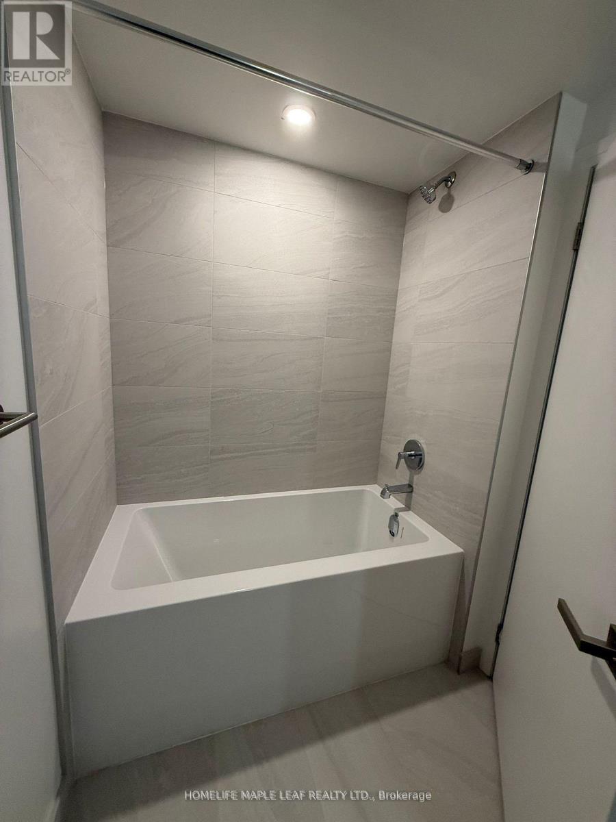 4511 - 4015 The Exchange, Mississauga, Ontario  L5B 0N9 - Photo 10 - W12814004