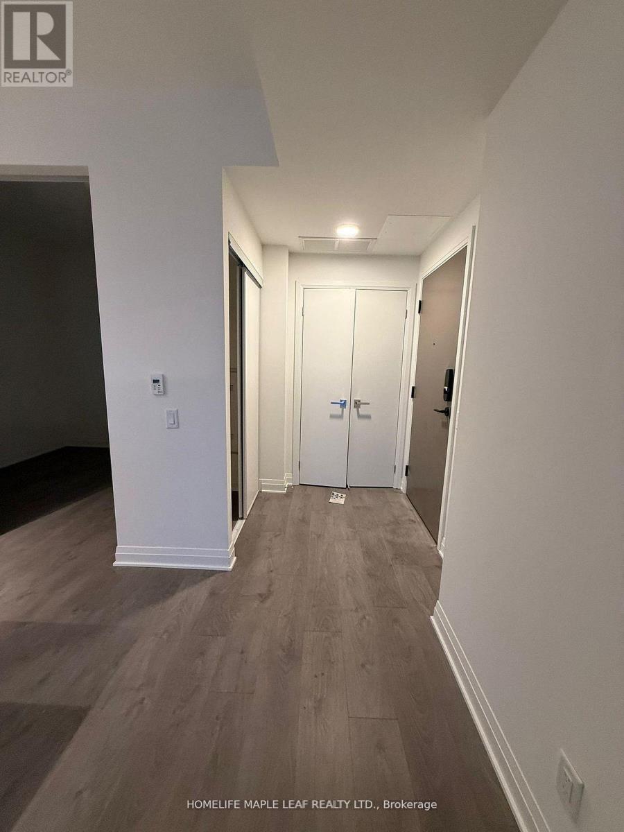 4511 - 4015 The Exchange, Mississauga, Ontario  L5B 0N9 - Photo 2 - W12814004