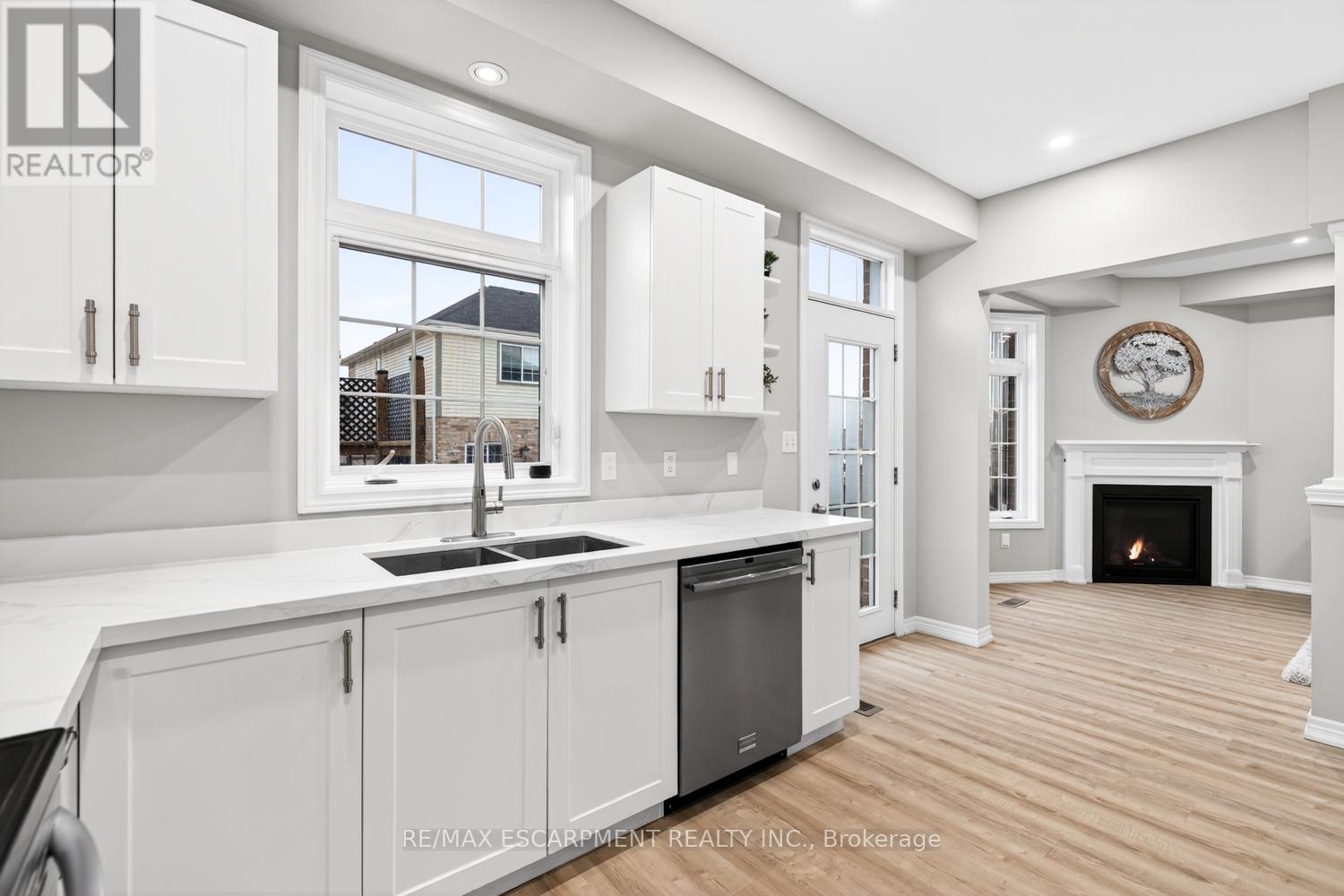 8 Bousfield Court, Hamilton, Ontario  L8B 0T3 - Photo 13 - X12813994