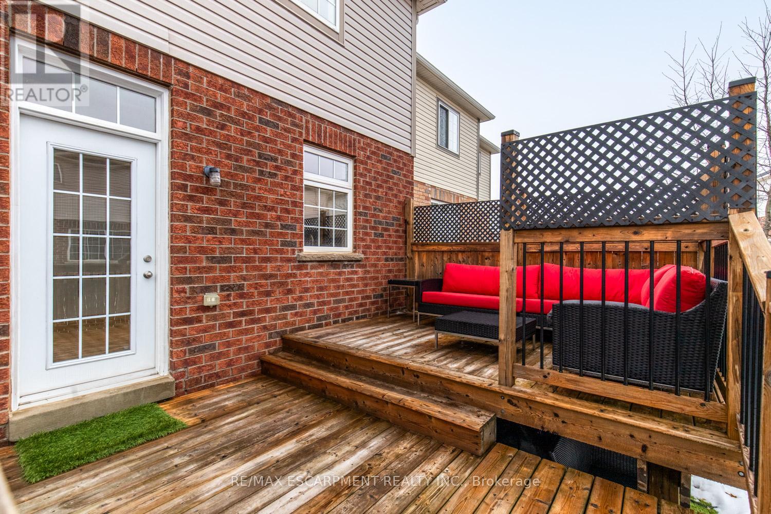 8 Bousfield Court, Hamilton, Ontario  L8B 0T3 - Photo 40 - X12813994