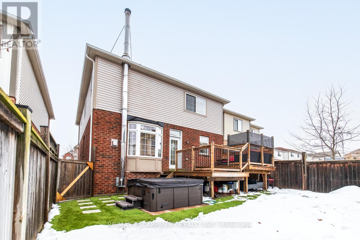 8 Bousfield Court, Hamilton, Ontario  L8B 0T3 - Photo 45 - X12813994