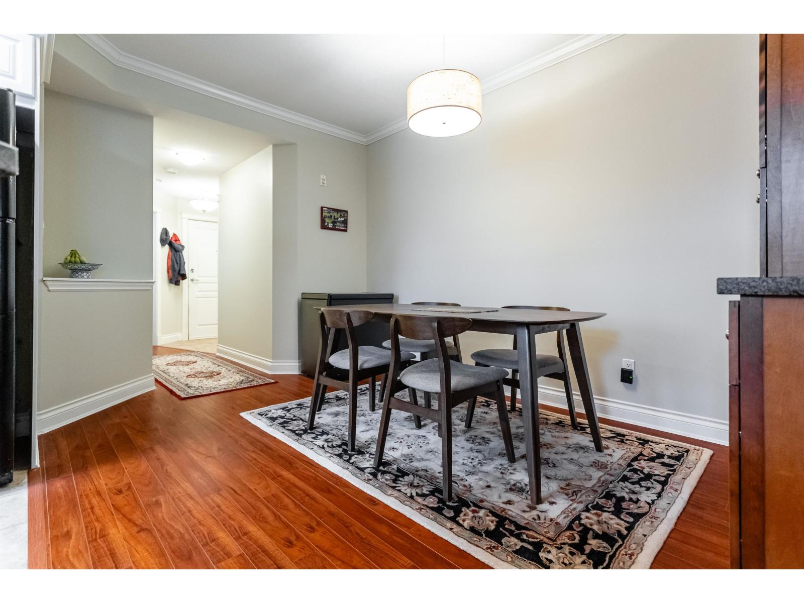 207 1787 154 Street, Surrey, British Columbia  V4A 4S1 - Photo 3 - R3092131