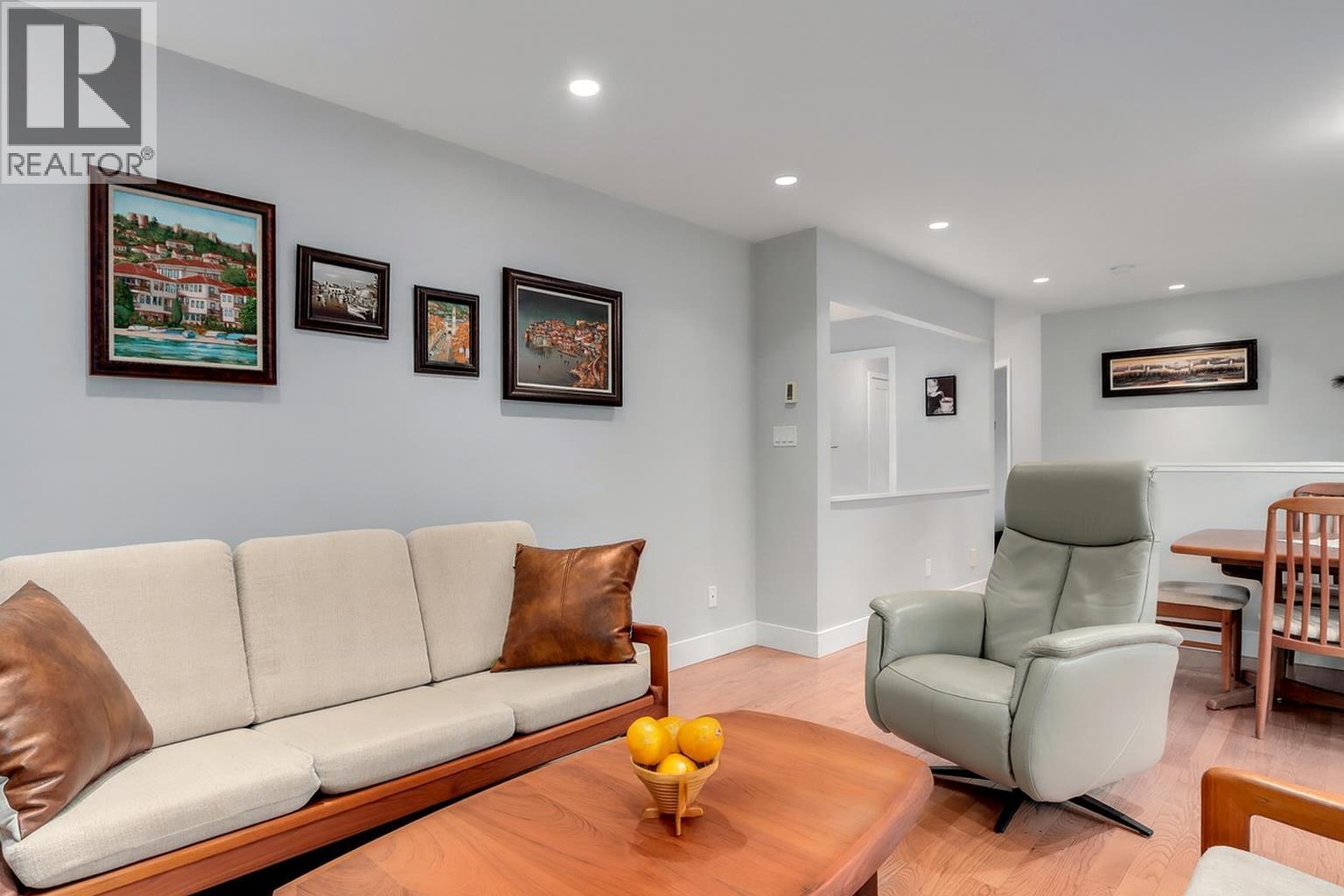 304 3711 Delbrook Avenue, North Vancouver, British Columbia V7N 3Z4 - Photo 14 - R3078219