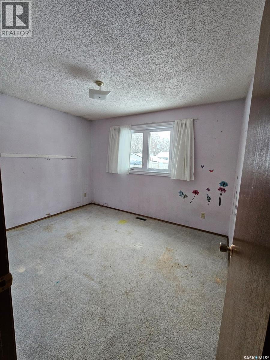 402 Mckercher Drive, Saskatoon, Saskatchewan  S7H 3W5 - Photo 8 - SK029065