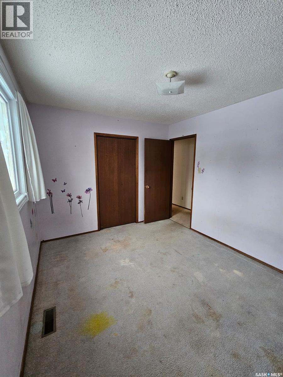 402 Mckercher Drive, Saskatoon, Saskatchewan  S7H 3W5 - Photo 9 - SK029065