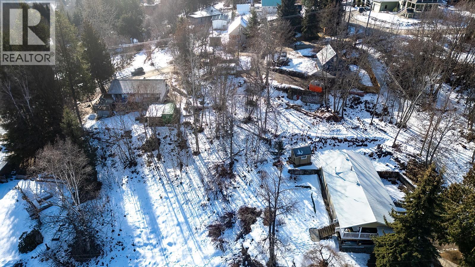 1920 Union Avenue, Rossland, British Columbia  V0G 1Y0 - Photo 6 - 10375978