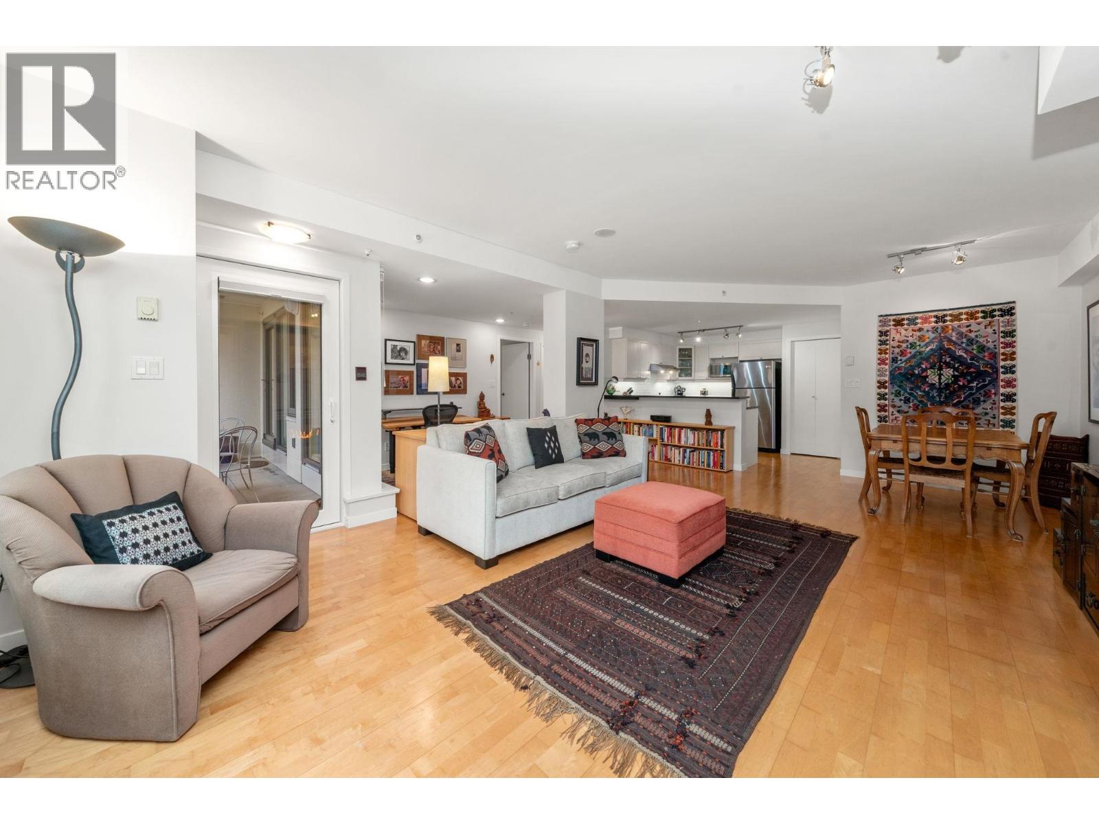 1878 York Avenue, Vancouver, British Columbia  V6J 5A7 - Photo 4 - R3085428