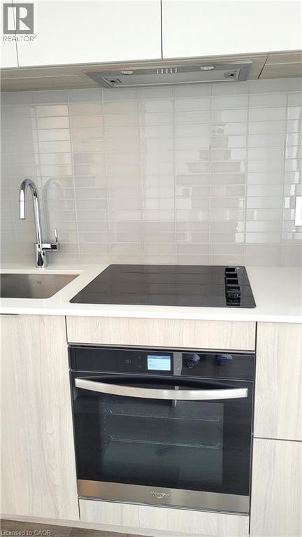 395 Square One Drive, Mississauga, Ontario  L5B 0P6 - Photo 8 - 40806991