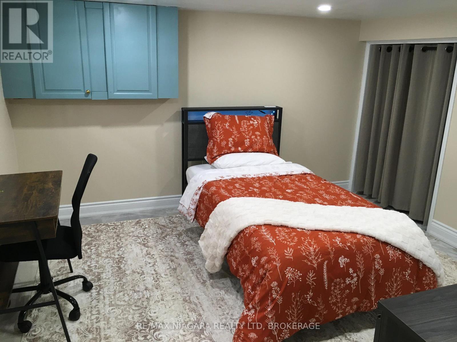 Lower - 3968 St Peter Street, Niagara Falls (Stamford), Ontario  L2J 2N8 - Photo 16 - X12814026