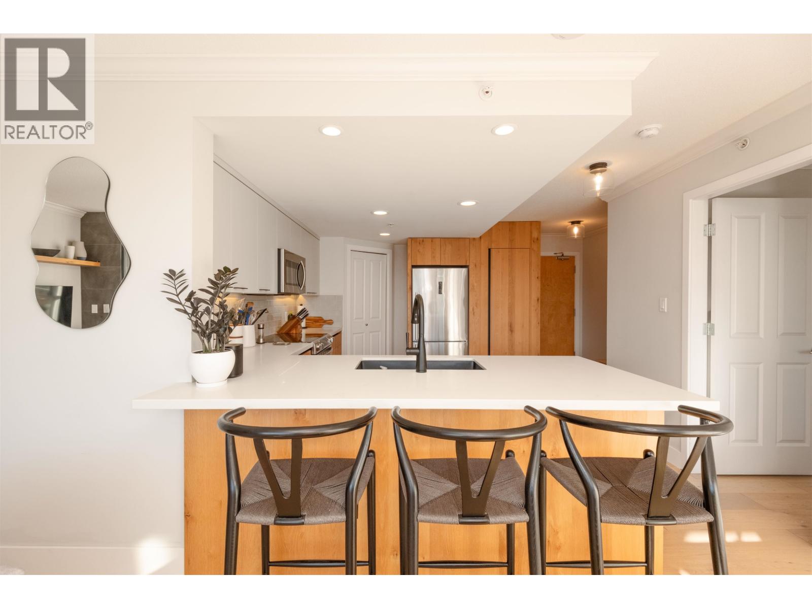 1104 235 Guildford Way, Port Moody, British Columbia  V3H 5L8 - Photo 14 - R3092918