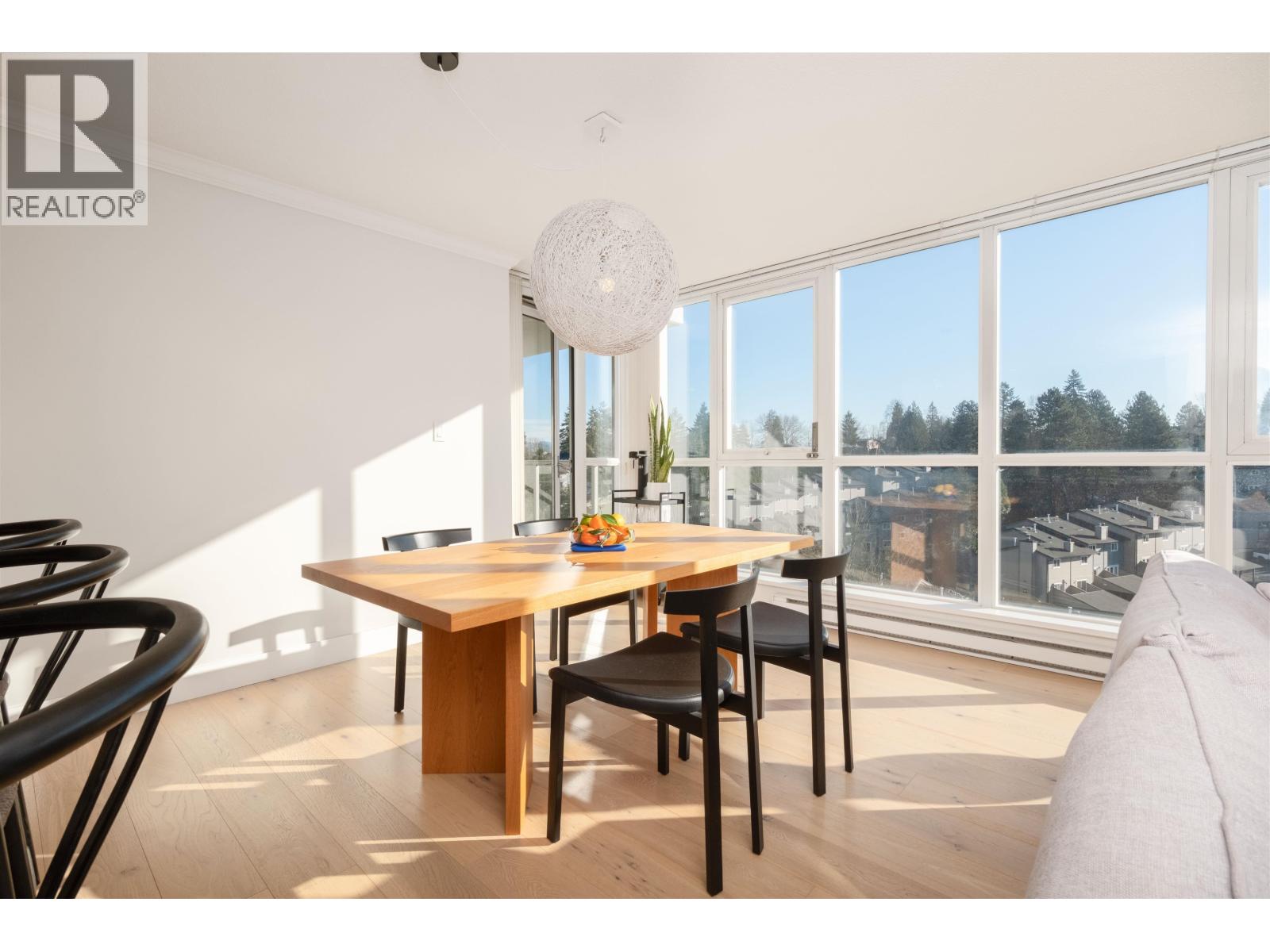 1104 235 Guildford Way, Port Moody, British Columbia  V3H 5L8 - Photo 2 - R3092918