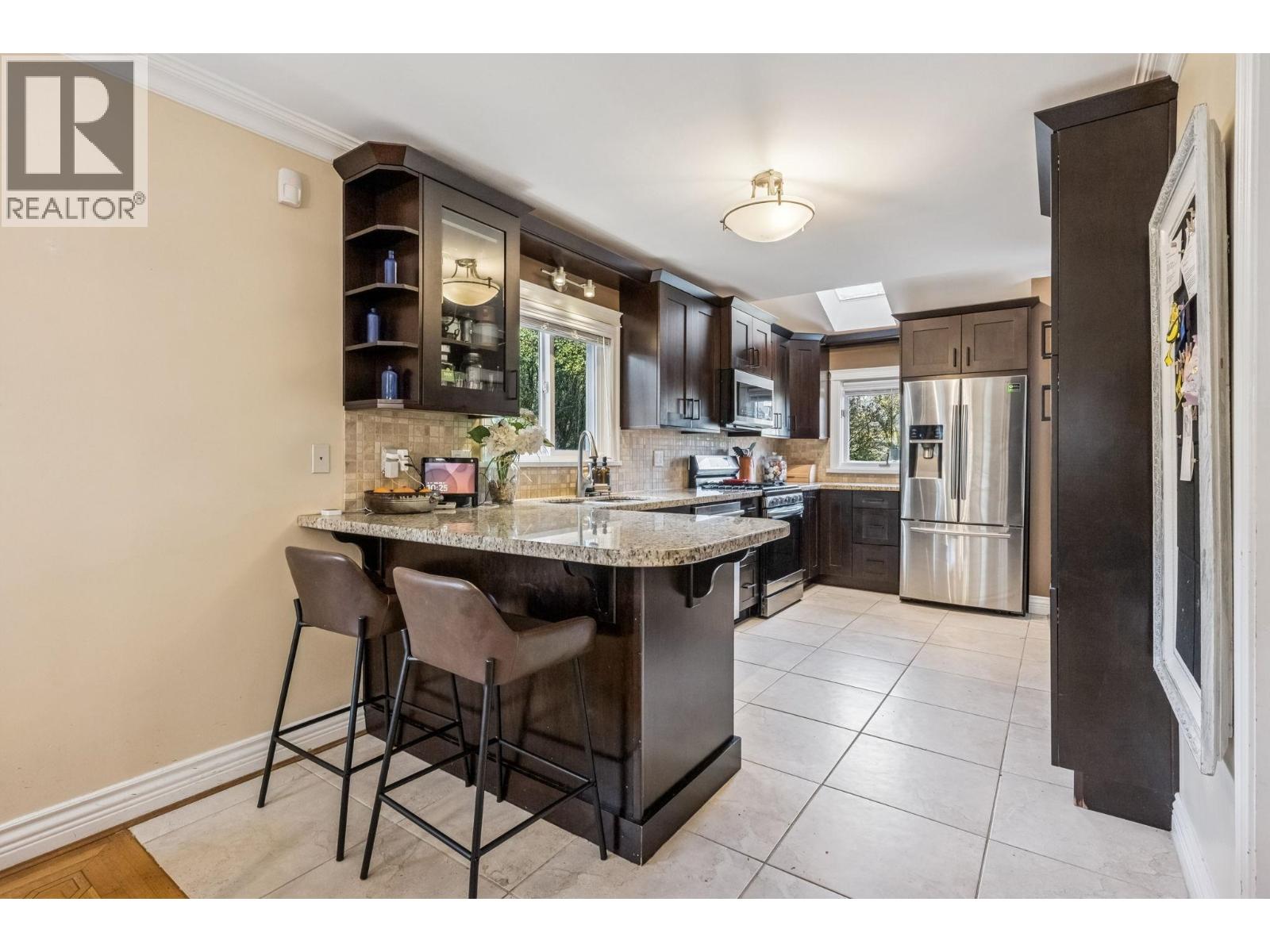 2819 W 13th Avenue, Vancouver, British Columbia  V6K 2T6 - Photo 5 - R3092927