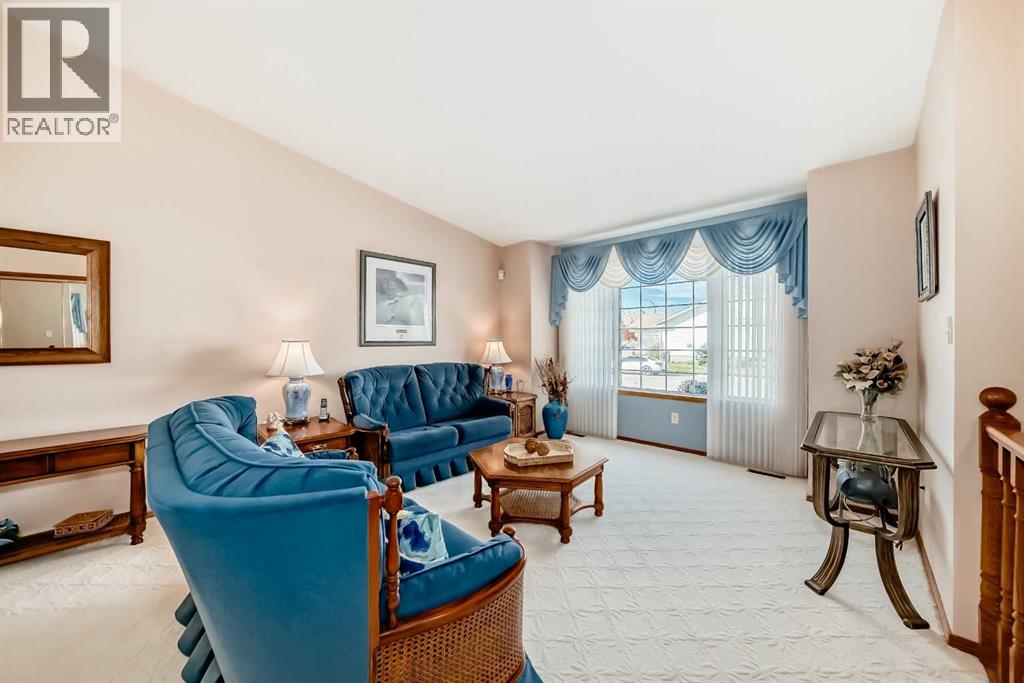 182 Donnelly Crescent, Red Deer, Alberta  T4R 2L6 - Photo 6 - A2285272