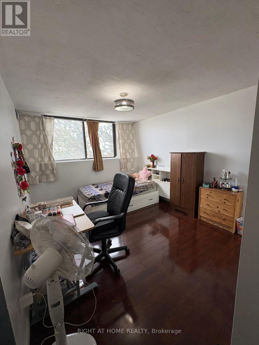 409 - 10 Tapscott Road, Toronto, Ontario  M1B 3L9 - Photo 4 - E12814042