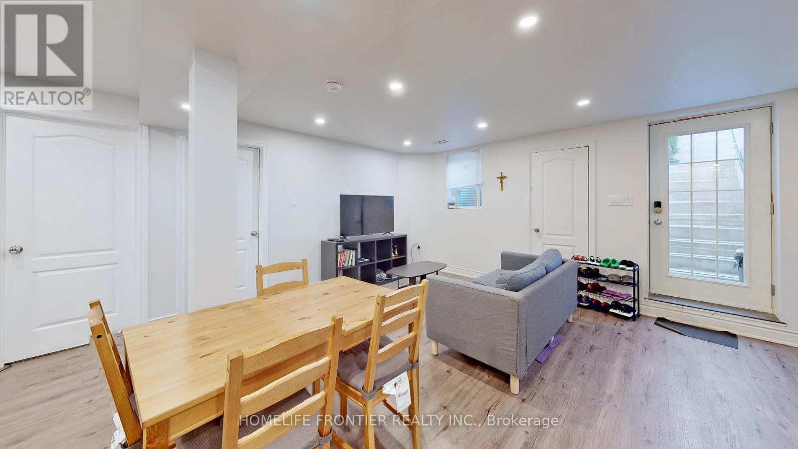 5186 Doubletree Drive, Mississauga, Ontario  L5M 8B2 - Photo 22 - W12813808