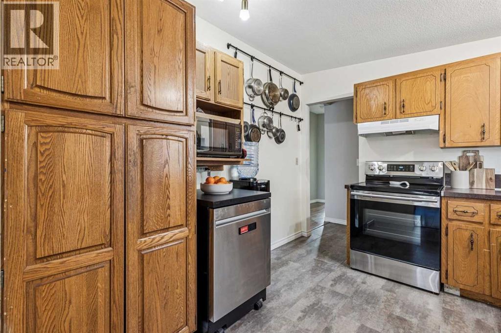 23 Dovercliffe Way Se, Calgary, Alberta  T2B 1W6 - Photo 11 - A2280728