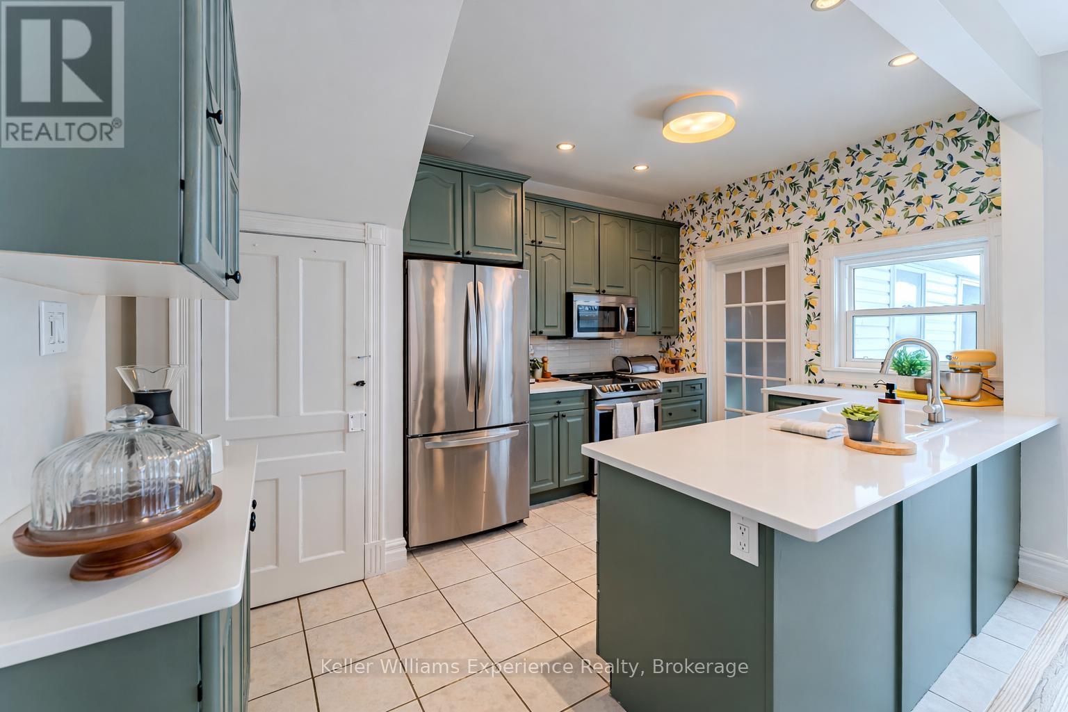 452 7th Street E, Owen Sound, Ontario  N4K 1J4 - Photo 6 - X12814088