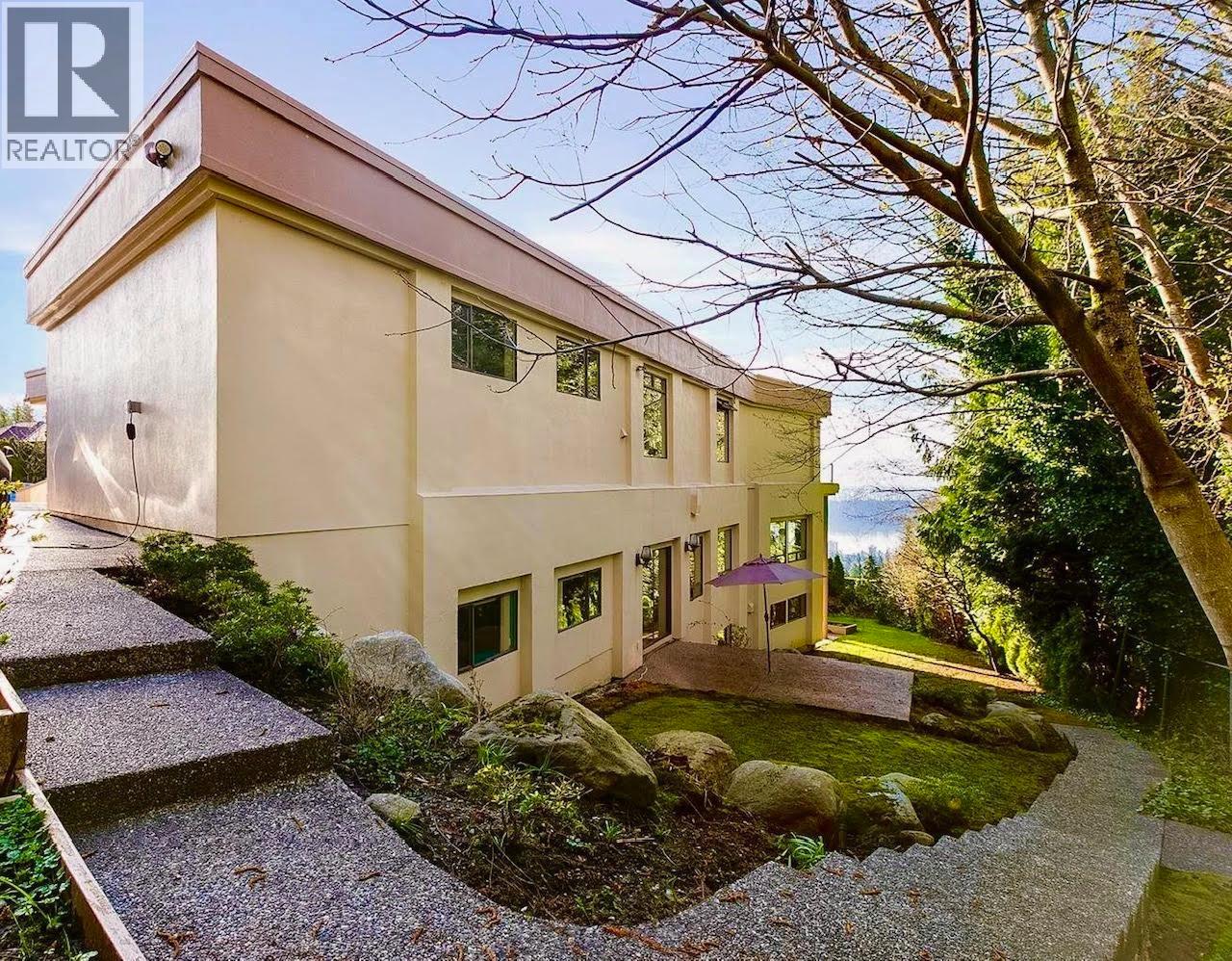 2490 Westhill Court, West Vancouver, British Columbia  V7S 3A5 - Photo 36 - R3080986