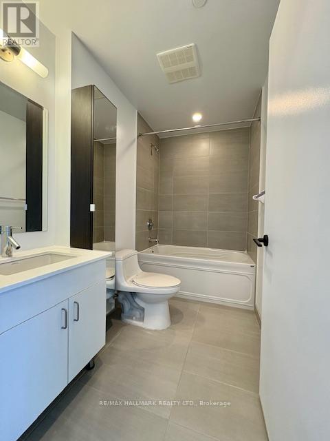 Ph302 - 426 University Avenue, Toronto, Ontario  M5G 1S9 - Photo 11 - C12814072