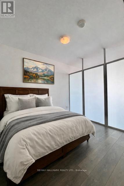 Ph302 - 426 University Avenue, Toronto, Ontario  M5G 1S9 - Photo 18 - C12814072