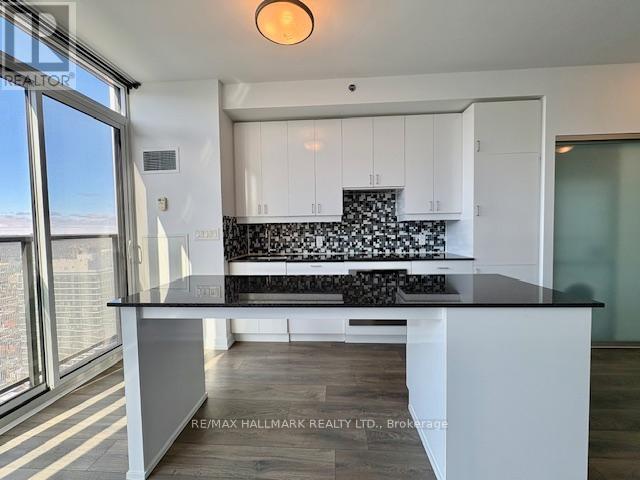 Ph302 - 426 University Avenue, Toronto, Ontario  M5G 1S9 - Photo 7 - C12814072