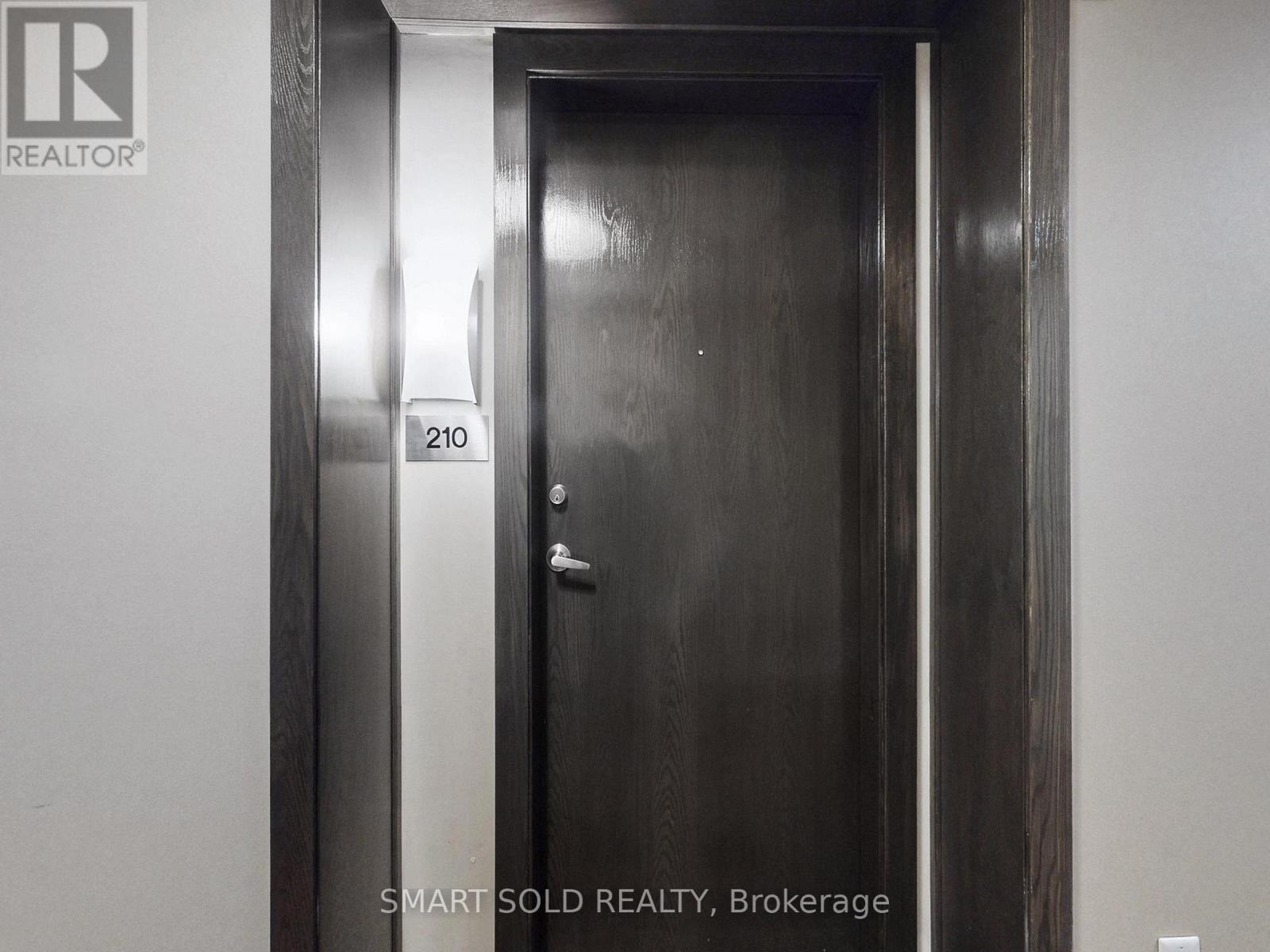 210 - 75 Norman Bethune Avenue, Richmond Hill, Ontario  L4B 0B6 - Photo 11 - N12814068