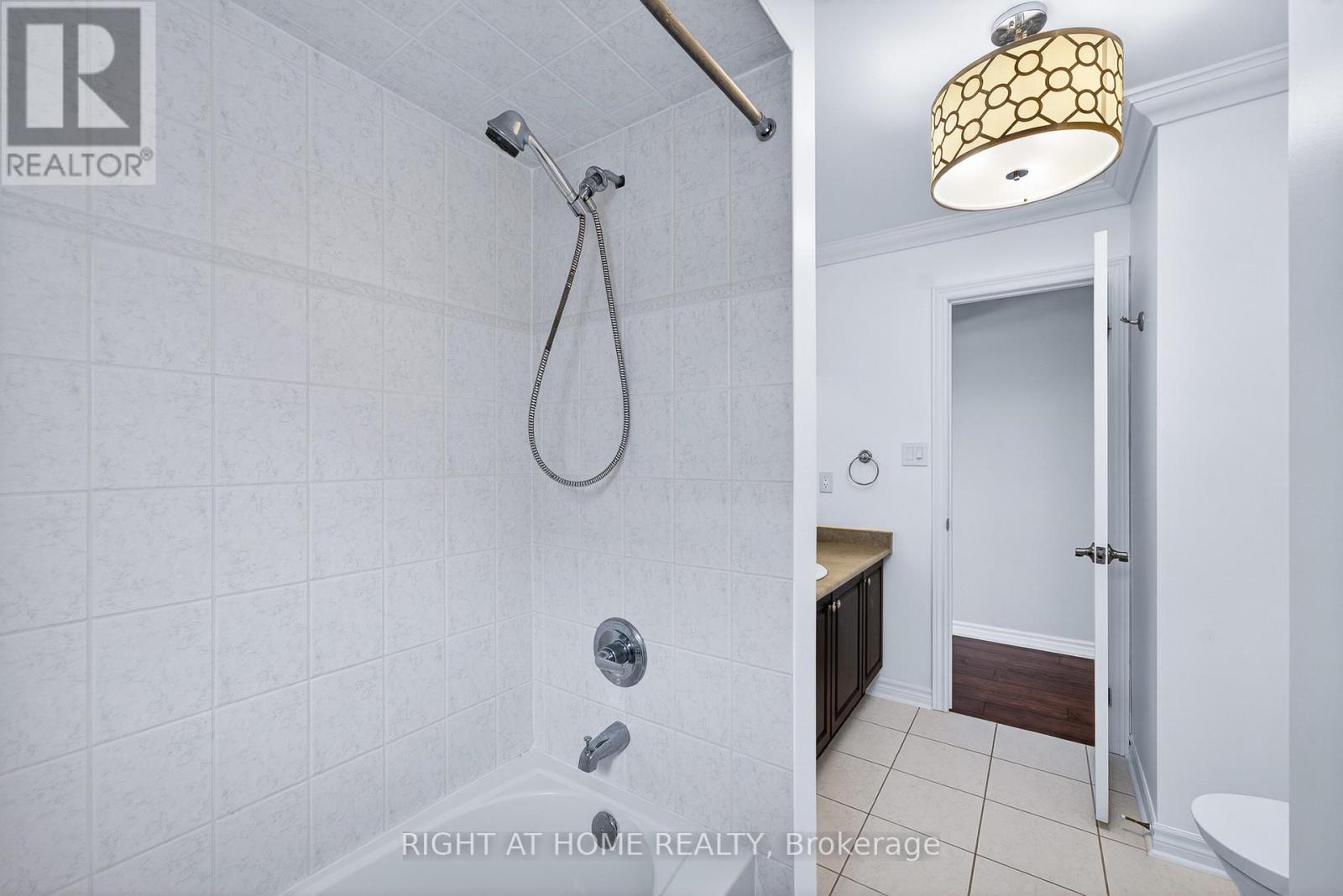 1342 Corm Street, Innisfil, Ontario  L9S 0B2 - Photo 24 - N12814090