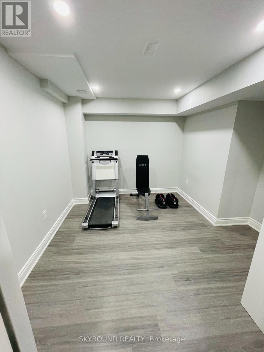 Bsmt - 901 Farmstead Drive, Milton, Ontario  L9T 8J5 - Photo 7 - W12814082