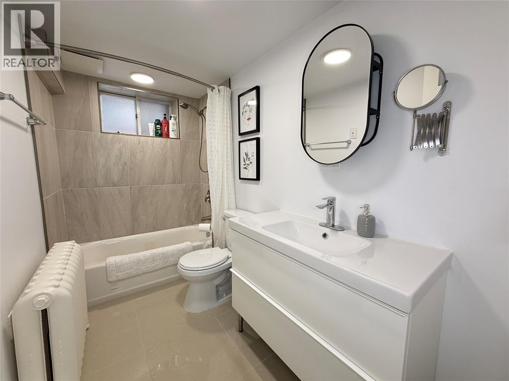 326 Vidal Street North, Sarnia, Ontario  N7T 5Y6 - Photo 32 - 26002972