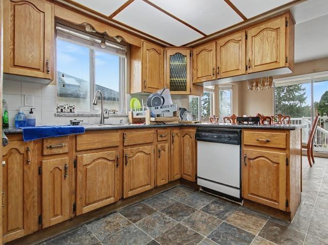 14962 96a Avenue, Surrey, British Columbia  V3R 9V6 - Photo 9 - R3084325