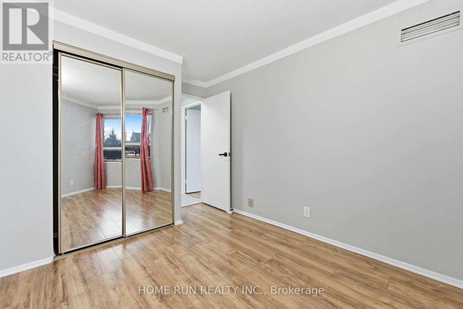 104 - 151 Bay Street, Ottawa, Ontario  K1R 7T2 - Photo 20 - X12814124