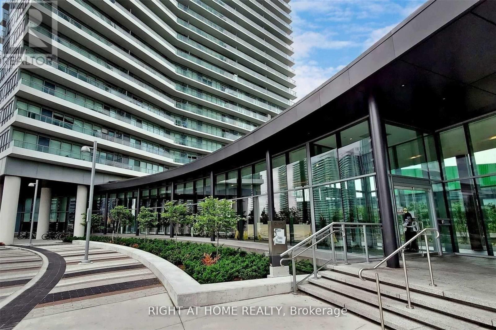 2501 - 117 MCMAHON DRIVE, Toronto, Ontario