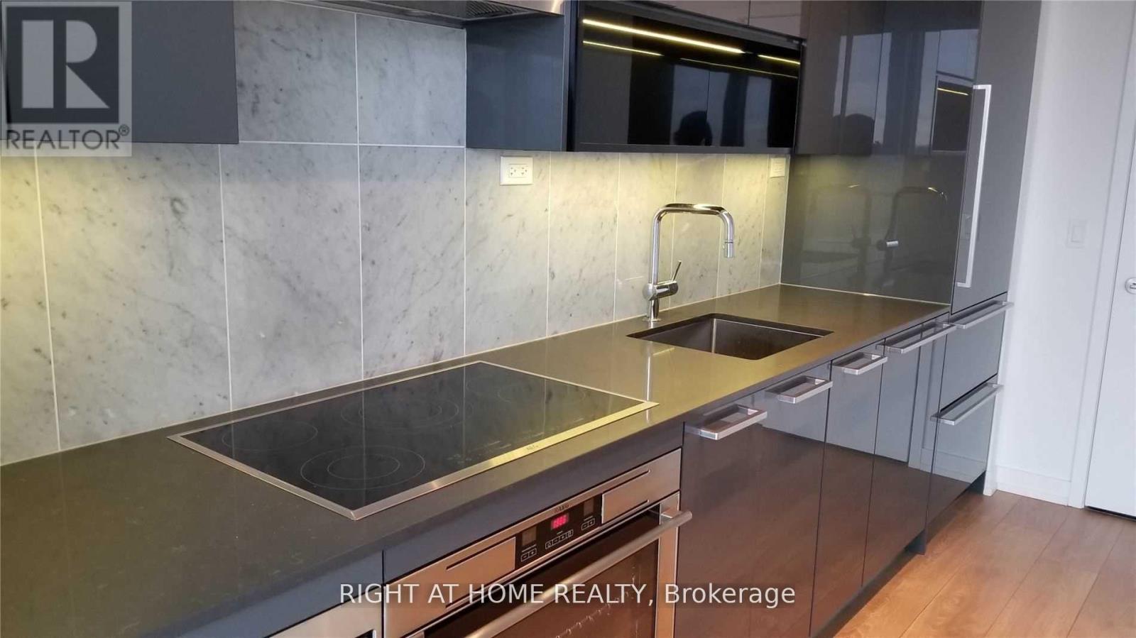 2501 - 117 Mcmahon Drive, Toronto, Ontario  M2K 0E4 - Photo 12 - C12814098