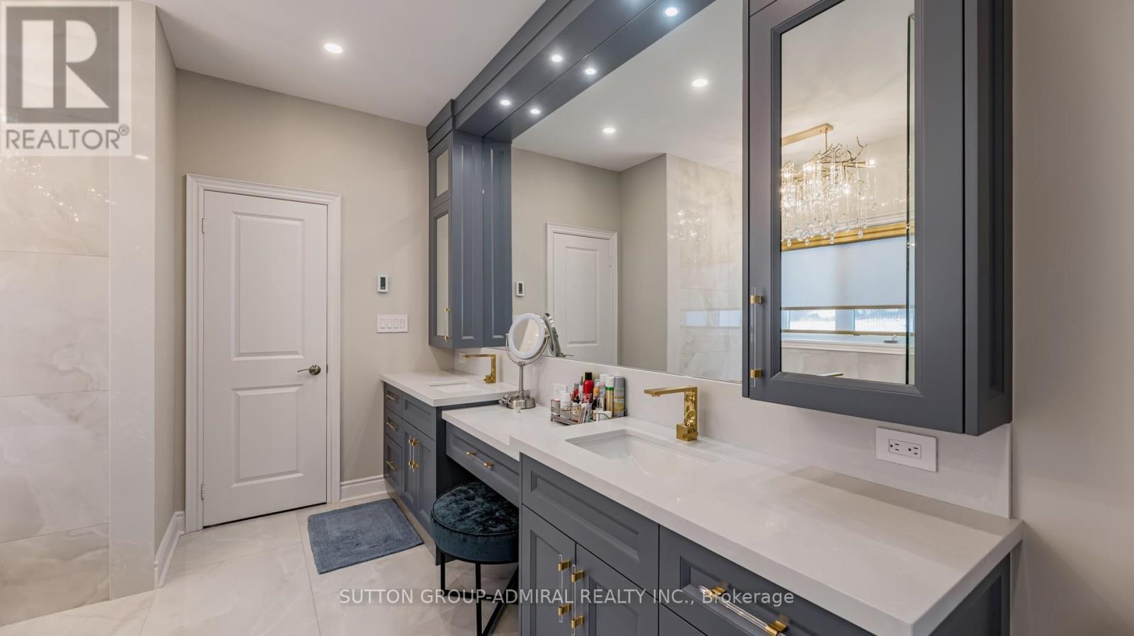 37 Cedarpoint Court, Vaughan, Ontario  L6A 4P7 - Photo 41 - N12814108