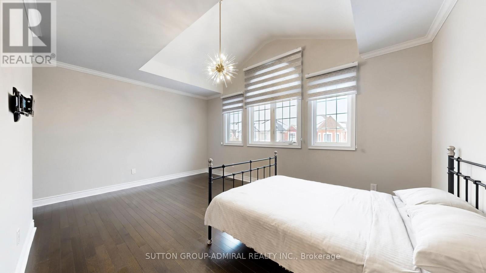 37 Cedarpoint Court, Vaughan, Ontario  L6A 4P7 - Photo 42 - N12814108