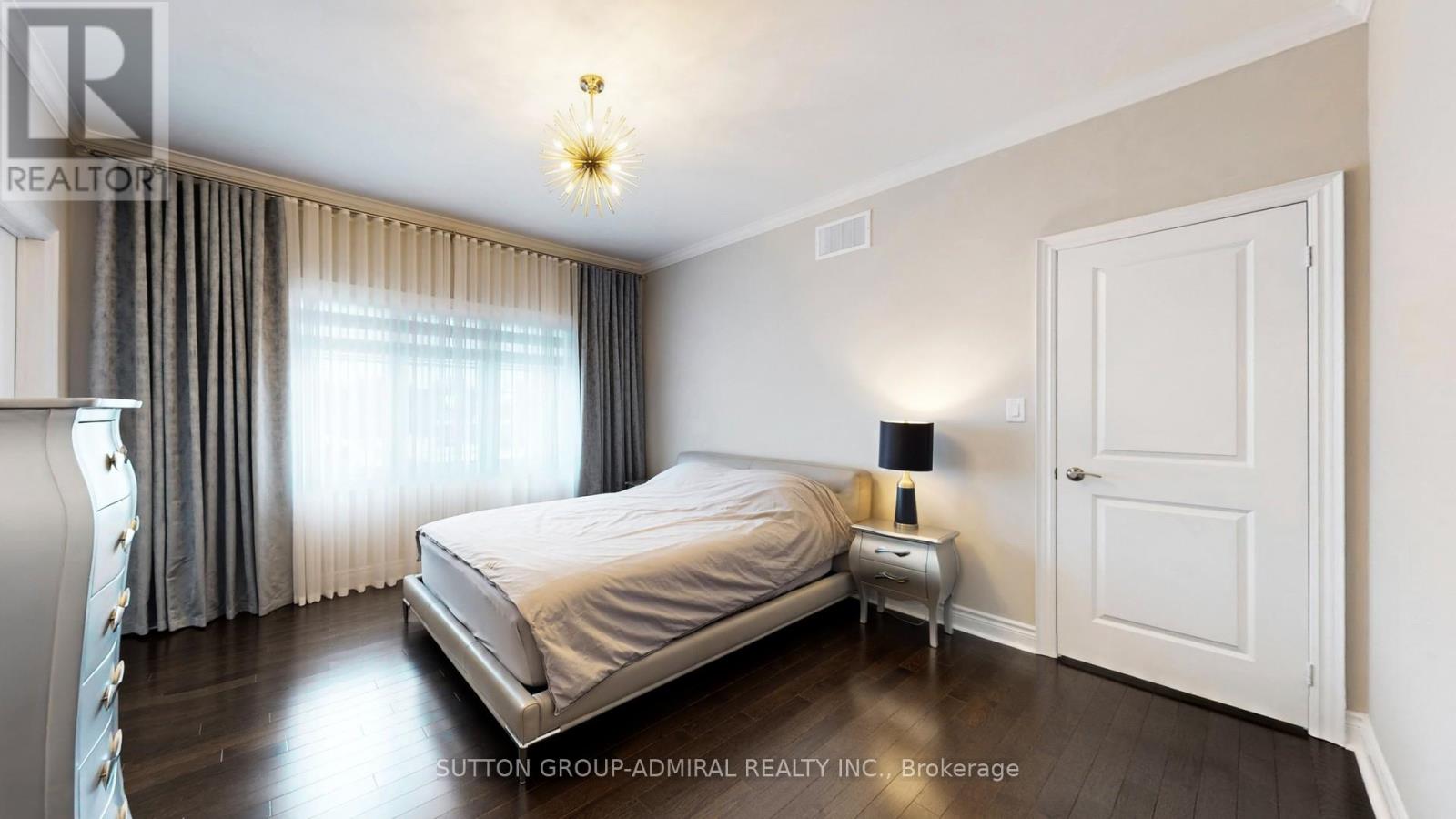 37 Cedarpoint Court, Vaughan, Ontario  L6A 4P7 - Photo 44 - N12814108