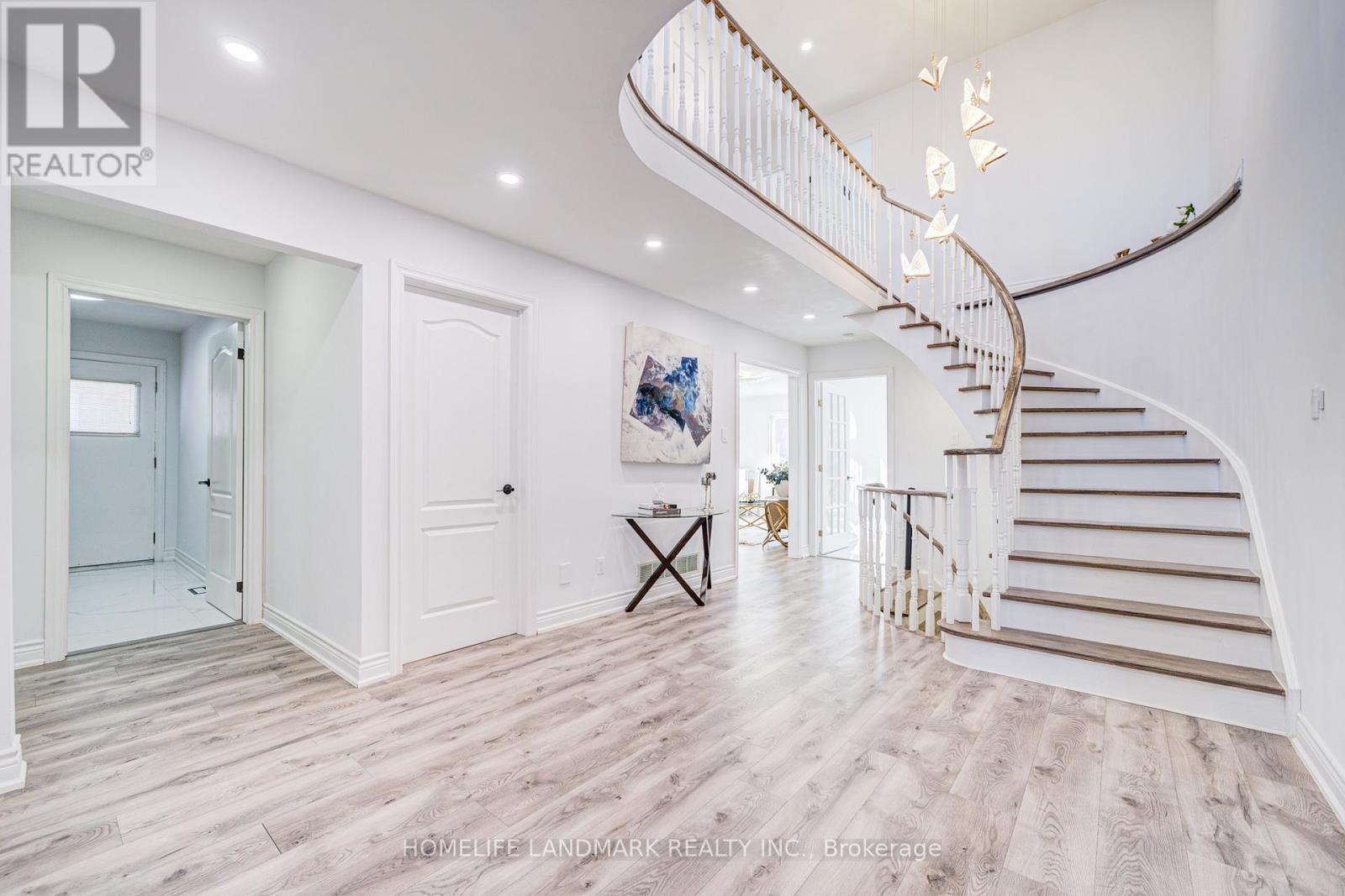 161 Valleymede Drive, Richmond Hill, Ontario  L4B 1X5 - Photo 11 - N12814120