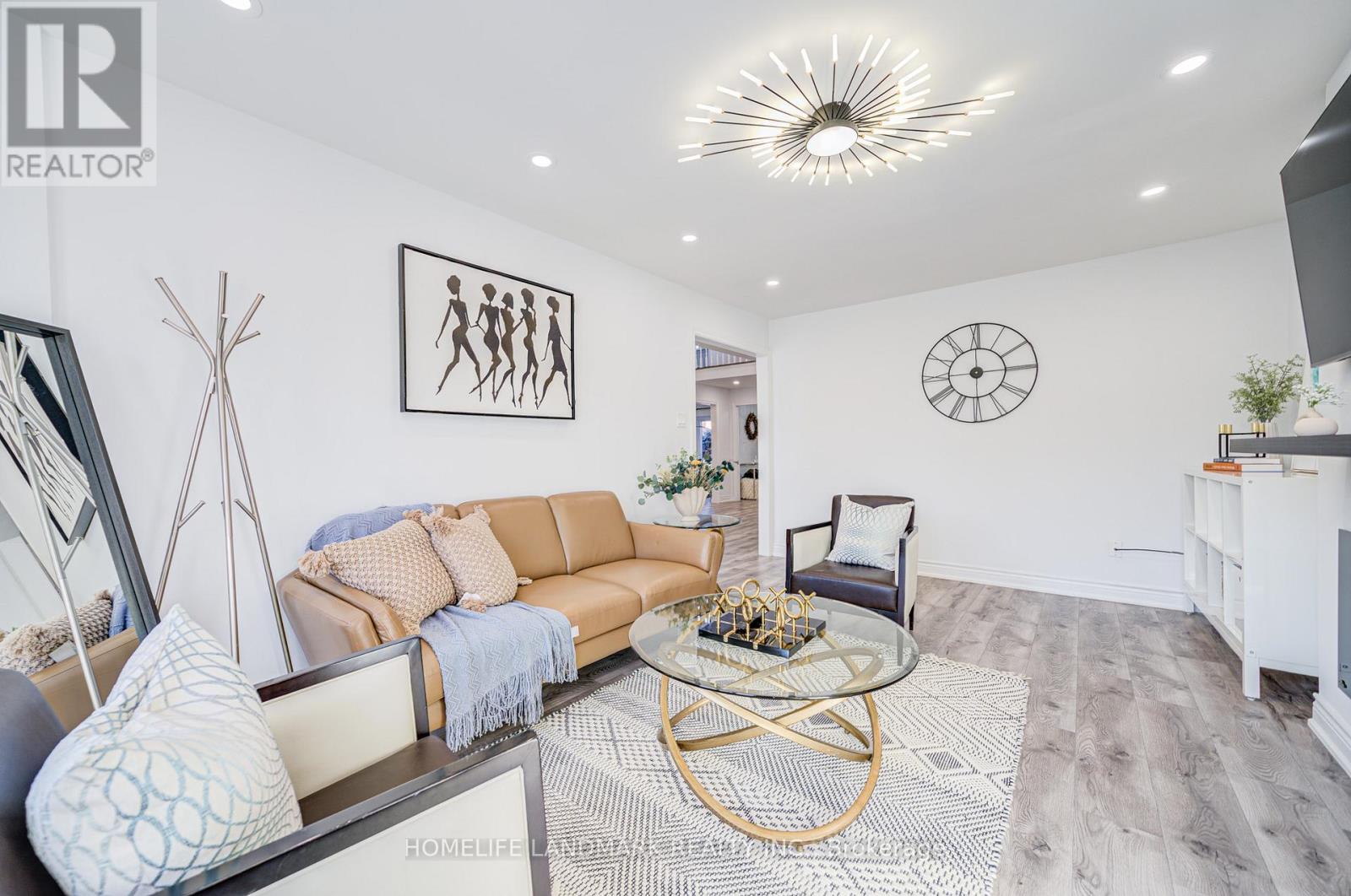 161 Valleymede Drive, Richmond Hill, Ontario  L4B 1X5 - Photo 14 - N12814120