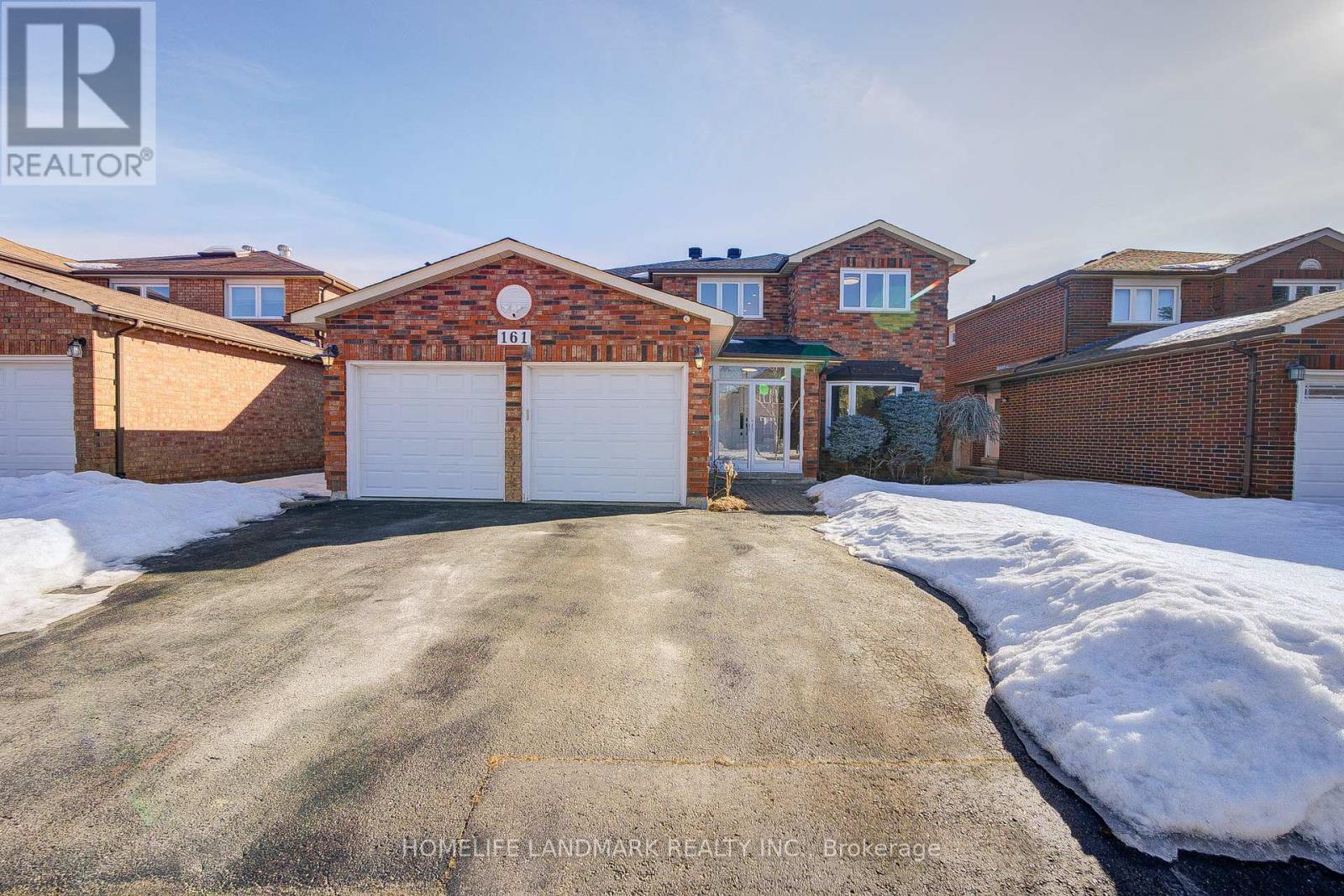 161 Valleymede Drive, Richmond Hill, Ontario  L4B 1X5 - Photo 2 - N12814120